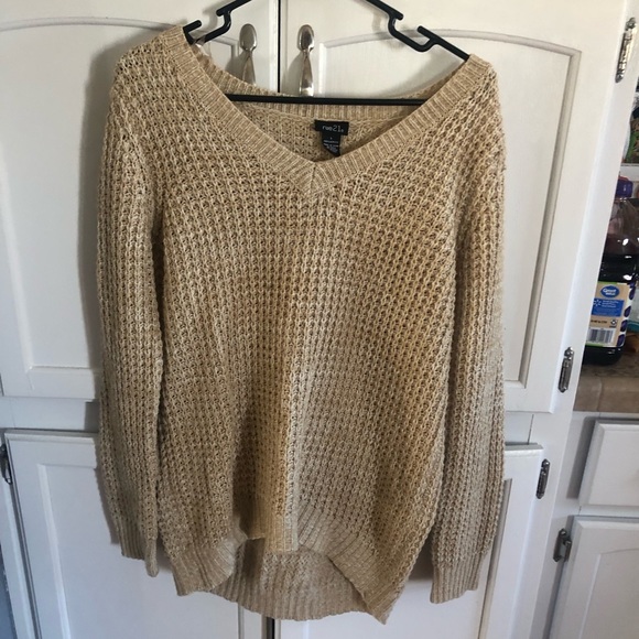 Large tan Rue 21 women sweater - Picture 1 of 3
